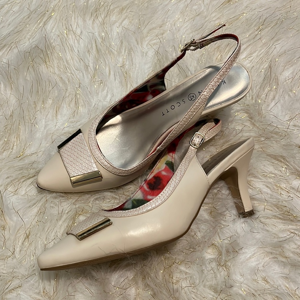Karen Scott 2 1/2” high heels